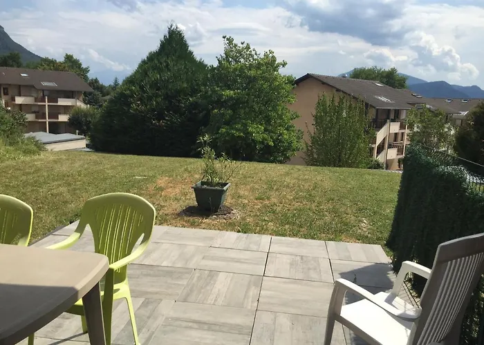 Le Clos Du Lac Studio Terrasse Jardin Et Cave Velos Fermee Rdc